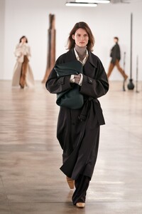 00004-The-Row-RTW-Fall-2020.thumb.jpg.a63c15fb7ec4e8077461e5b2abb0d0b7.jpg