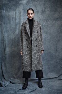 00004-max-mara-atelier-fall-20-RTW.thumb.jpg.cc06e6bb9c9531c6e9c8dd6a23b2acf2.jpg
