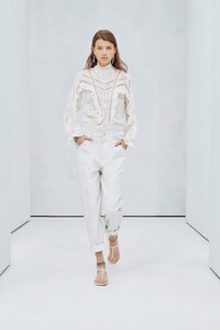 00010-IRO-SS20-RTW.jpg