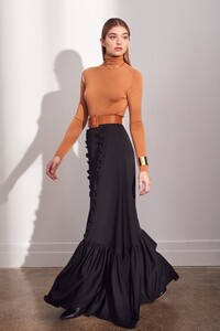 00014-Laura-Garcia-Ready-to-wear-Fall20.thumb.jpg.0a19fa3c07b2c87d454a08dd1fd86a0e.jpg