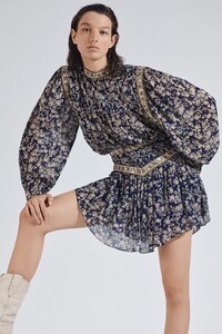 00017-Etoile-Isabel-Marant-SS20-credit-Mark-Kean.jpg