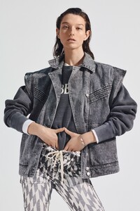 00020-Etoile-Isabel-Marant-SS20-credit-Mark-Kean.jpg
