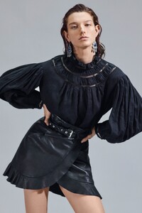 00022-Etoile-Isabel-Marant-SS20-credit-Mark-Kean.jpg