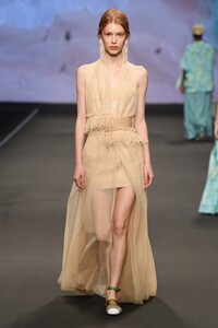 00042-Anteprima-SS20-ready-to-wear.thumb.jpg.88cac4db4ac17b5561f44c6f935a5608.jpg