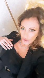 018_1000.gif