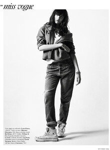 1-GRACE_HARTZEL_VOGUE_PARIS_SEPTEMBER_2019_CHRISTIAN_MACDONALD-256.thumb.jpg.f17a096ebe84c0a2bfebf6a6019d987d.jpg