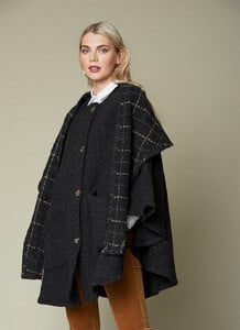 branigan lisa oak check cape.jpg