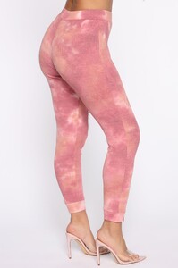 11-11-19_Studio_3_RM_RE_PR_10-42-11_10__ATB0027_Pink_0829_EH.jpg