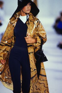 1149313374_isaac-mizrahi-ss-1993(10).thumb.jpg.2a2d0ae73351b6ed036f0b6c5fd1f46b.jpg