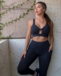 ANA CHERI IG 54.jpg