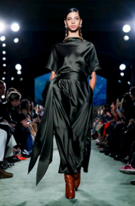 1196271676_BrandonMaxwell(3).thumb.png.2f8ff4500b01ec4f82d5644c9e3096b3.png