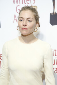 Sienna+Miller+72nd+Annual+Writers+Guild+Awards+uG5dkaK5Qmax.jpg