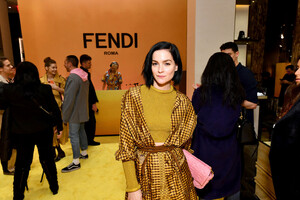 Leigh+Lezark+Fendi+Celebrates+Launch+Solar+c7hFLvy7P7Hx.jpg