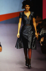 1214801769_karl-lagerfeld-fw-1995(28).thumb.jpg.380cdccfc61a7f889527bf4e1aeb3e0d.jpg