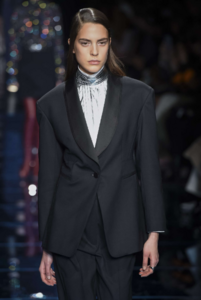122570519_Sportmax(3).thumb.png.352c78d37ae9500dbf2059951914b442.png