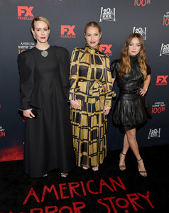 Sarah+Paulson+FX+American+Horror+Story+100th+v8HIwYrhJREx.jpg