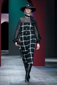 Giselle Norman Ports 1961 Fall 2020 RTW MFW 1.jpg