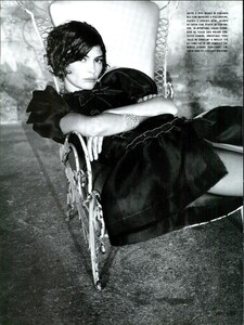 ARCHIVIO - Vogue Italia (April 2008) - Audrey Tautou - 003.jpg