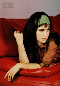 ARCHIVIO - Vogue Italia (February 2004) - Natalie Portman - 003.jpg