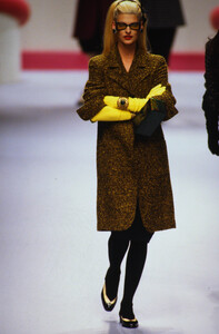 1376748732_chanel-fw-1995(1).thumb.jpg.d13dd1253f46feffbf475e53f8cda390.jpg