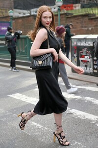       tho120220BZNimage106.jpg