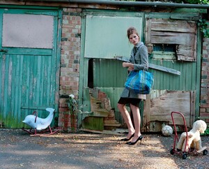 1441586361_10--8--ItalianVogue-07_v1LR1.thumb.jpg.740f406cb0ddfdb453b8caebf6a87d7d.jpg