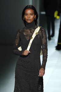 Liya+Kebede+Bottega+Veneta+Runway+Milan+Fashion+PNyQCY5QxQ3x.jpg