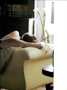 ARCHIVIO - Vogue Italia (October 2007) - The Chic Old Days - 006.jpg