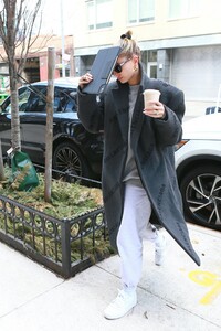         bal280220BZNimage19.jpg