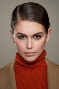 Michael+Kors+Fall+2020+Backstage+YBSA_zxQ2N4x.jpg