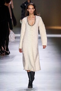 Ellen Rosa Bottega Veneta Fall 2020 RTW MFW 2.jpg