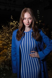       lar110220BZNimage1003.jpg