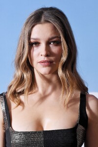       coo010220BZNimage9.jpg