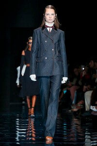 Giselle Norman Sportmax Fall 2020 RTW MFW 1.jpg