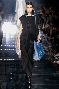 Mathilde Henning Tom Ford Fall 2020 RTW LA 2.jpg