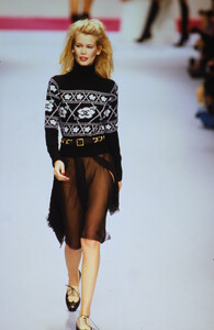 chanel-fw-1995 (30).jpg