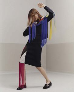 1669051290_VogueItalia-Marzo2016-3741.thumb.jpg.564da014bc7a7f9cdacbba3890ca81cf.jpg