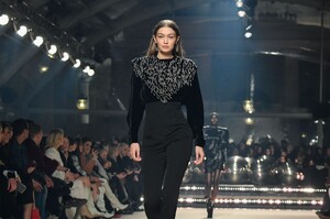         gig280220BZNimage8.jpg