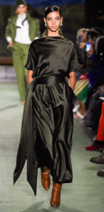 1727057568_BrandonMaxwell(1).thumb.png.6fda6e04f390f414653d76db39ba8548.png
