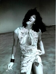 ARCHIVIO - Vogue Italia (May 2000) - Summer Clicks - 005.jpg