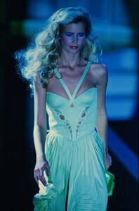 versace-ss-1995 (10).jpg