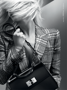 1783395829_Mert__Marcus_Giorgio_Armani_Fall_Winter_19_20_05.thumb.png.6732258368905b9e775e5c428a7c7be9.png