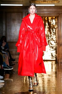 Lindsey Wixson Preen by Thornton Bregazzi Fall 2020 RTW MFW 2.jpg