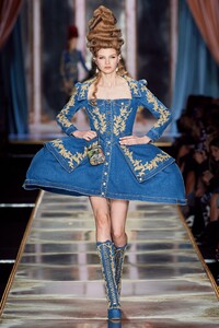 Deirdre Firinne Moschino Fall 2020 RTW MFW 1.jpg
