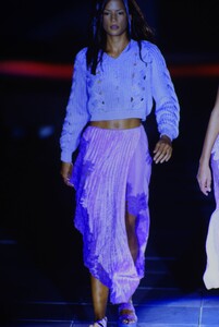 1821324192_versace-ss-1994(3).thumb.jpg.42358581128792066e50131c8f8bc87c.jpg