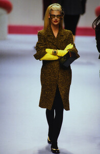 1835823210_chanel-fw-1995(4).thumb.jpg.01fa7a9a9a9c3151320e0bf63f8f4ccd.jpg