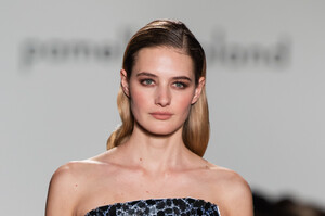 Pamella+Roland+Fall+2020+Details+tc2SdruFhcQx.jpg