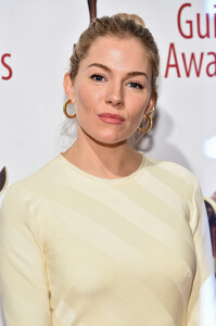 Sienna+Miller+72nd+Writers+Guild+Awards+New+zcfAnyz66x8x.jpg