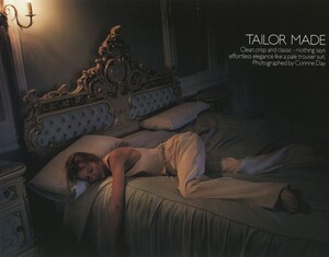 Vogue June 2001 Taylor made  1.jpg