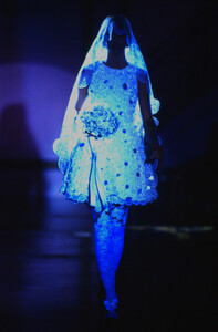 1916126948_versace-hc-fw-1993(2).thumb.jpg.b5e6911fc8d023518bf695d5246008de.jpg